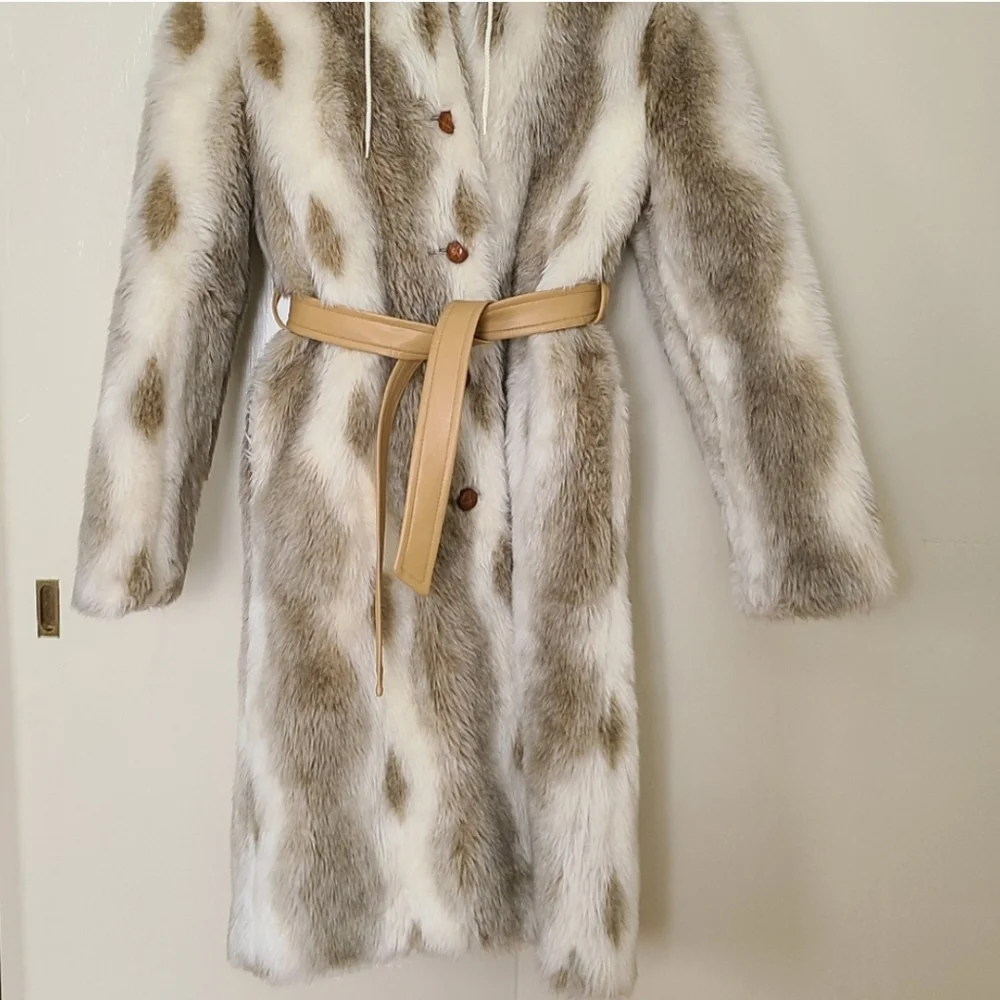 VINTAGE Sears Women's Faux Fur Hooded Coat with Belt - Picture 2 of 10